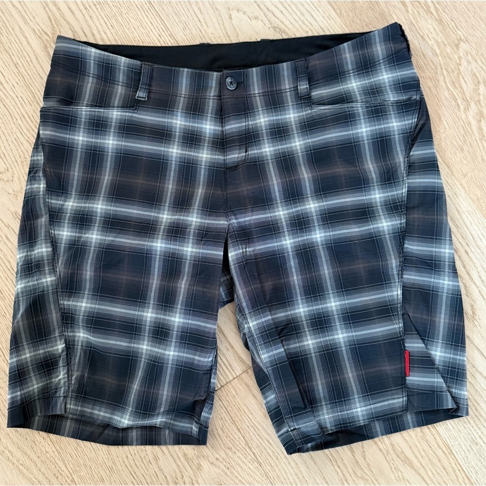⛱️Avia - Charcoal Plaid Performance Athletic Shorts - L